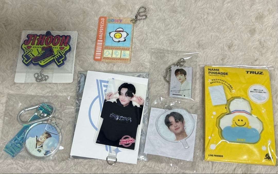 treasure ジフン TRUZ ロミー グッズ まとめ売り - メルカリ