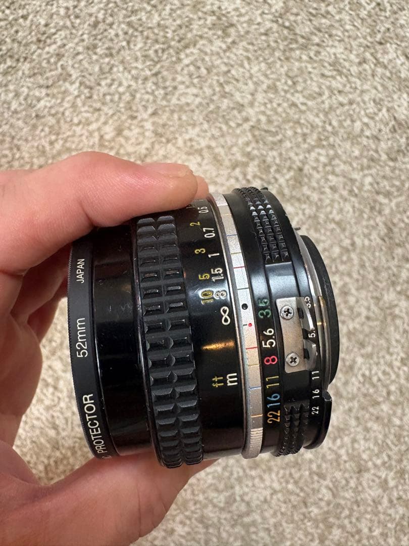 NIKKOR 20mm f/3.5 レンズ through the Nikon F-Mount - Nikon Nikkor 20mm f/3.5 review and