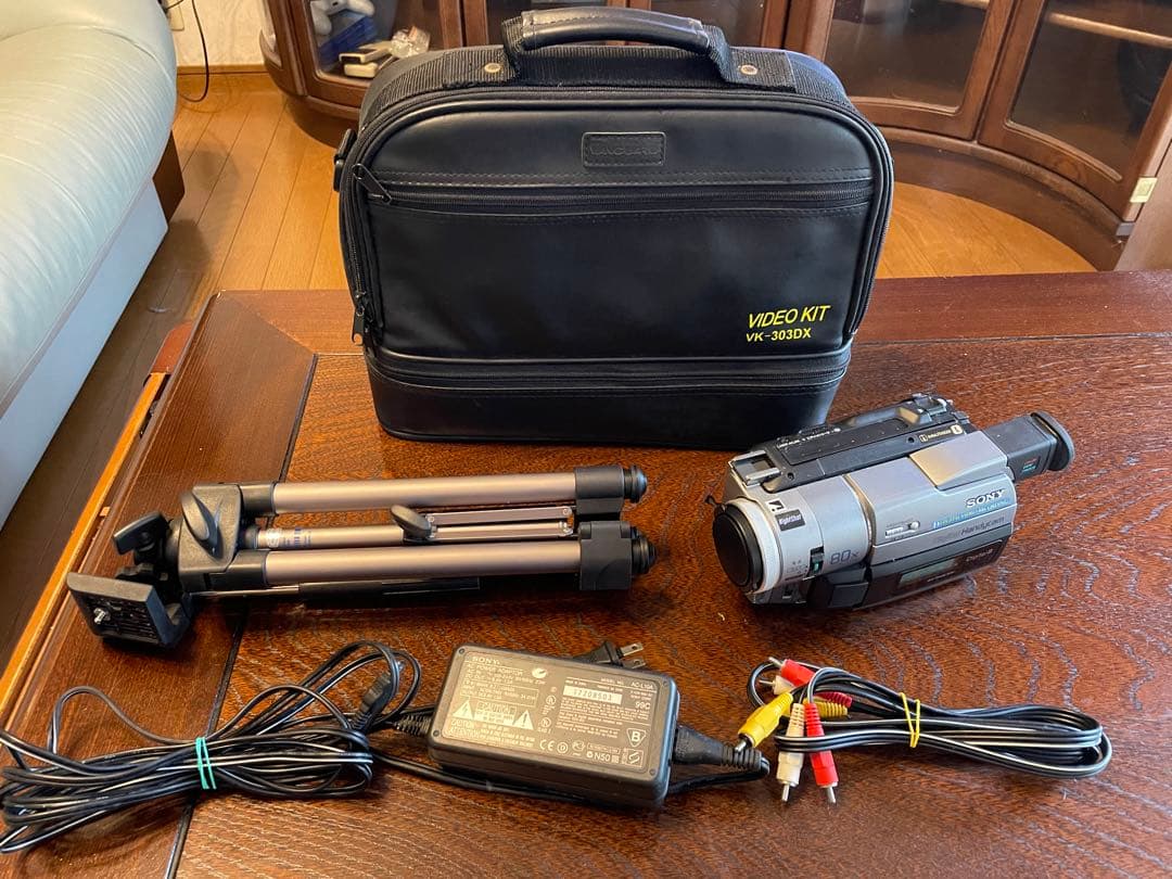 SONY Handycam DCR-TRV310ビデオカメラ本体 ジャンク品 - メルカリ