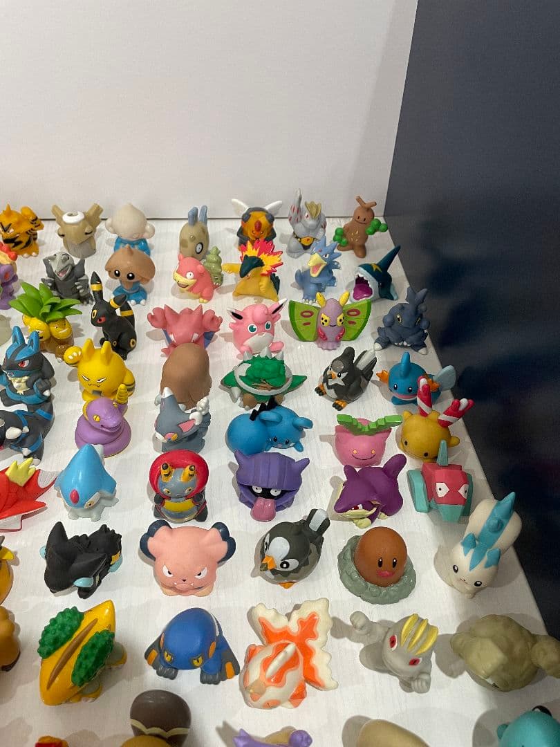 ポケモン指人形 まとめ売り 147体 （クリア5体入り）