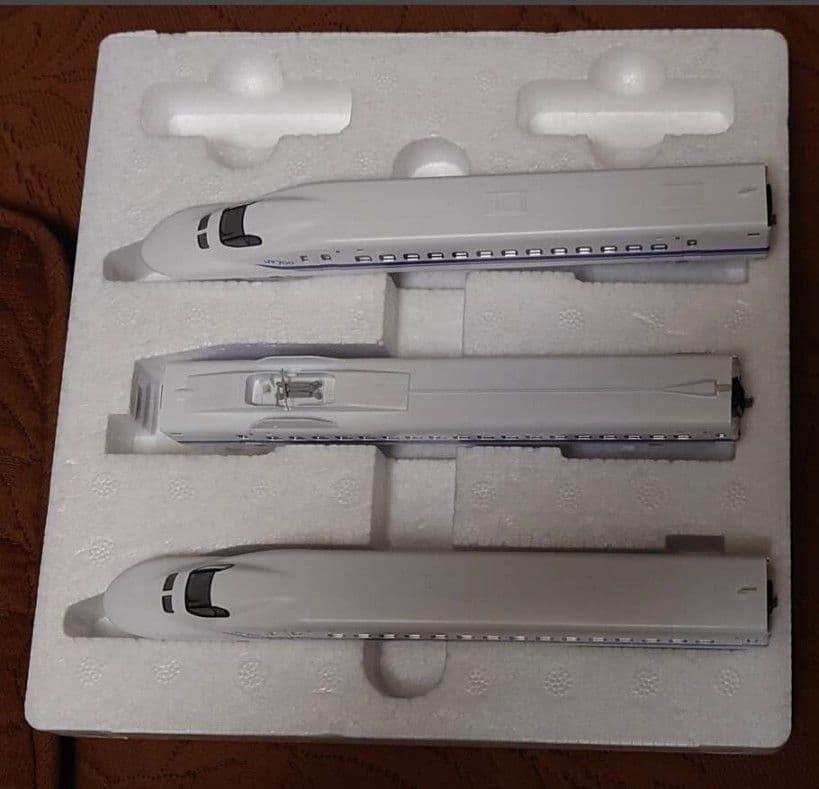 ジャンク nゲージ カトー 0系2000番台&tomix 700系 2編成セット - メルカリ