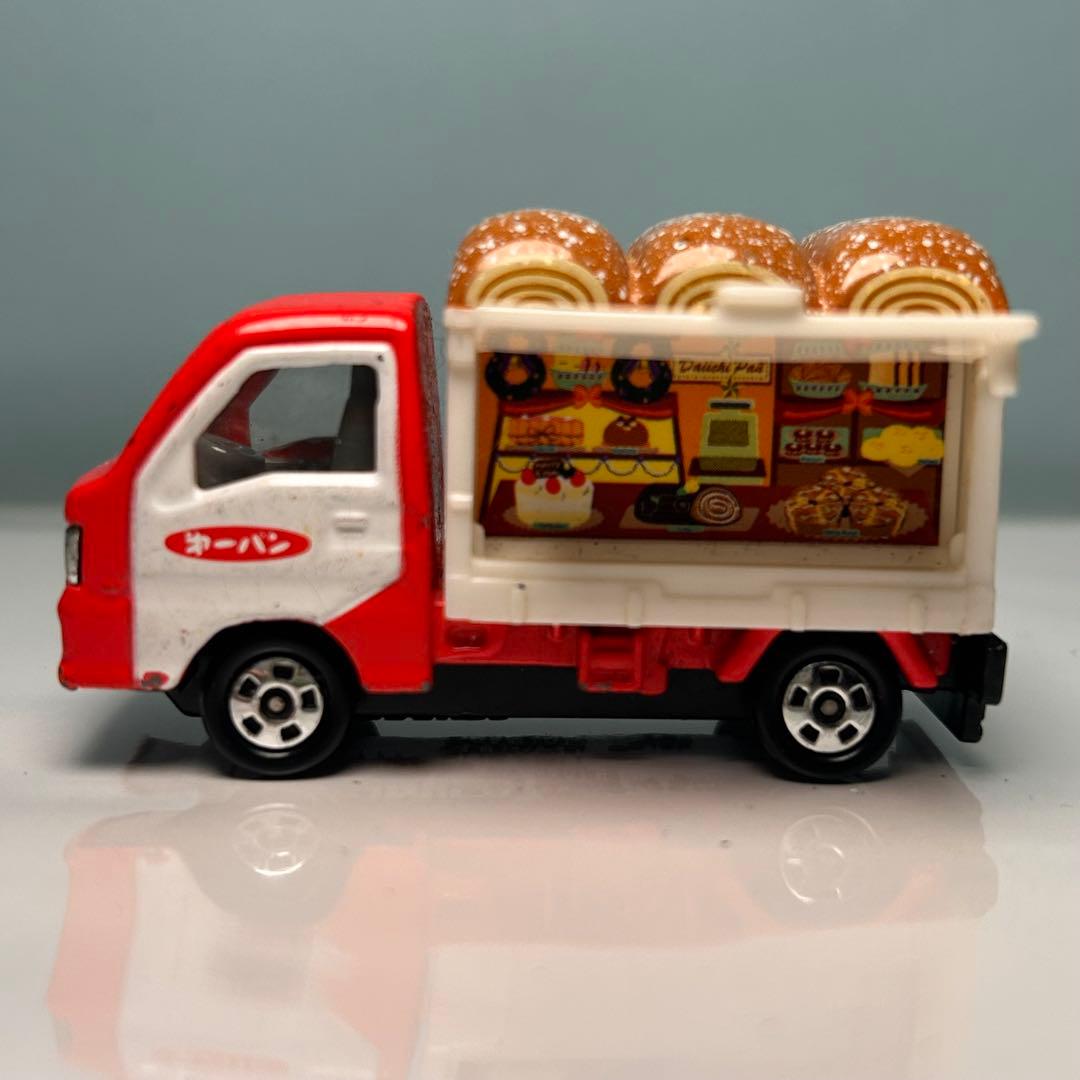 トミカ 第一パン スバル サンバー クリスマスケーキ特典 - メルカリ