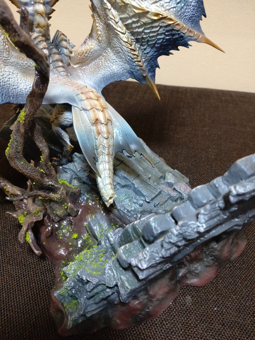 原初を刻むメルゼナ フィギュア - メルカリ