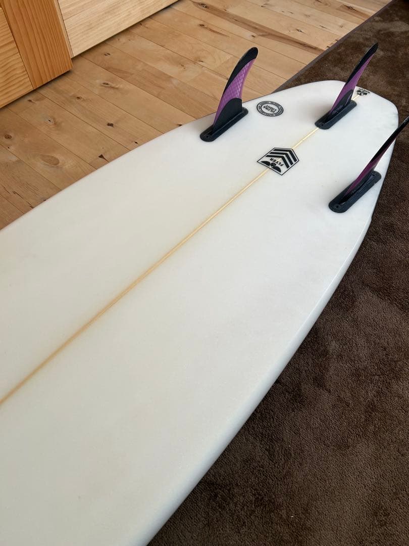サーフボード アルメリック ニューフライヤー 美品 5.9 送料込み