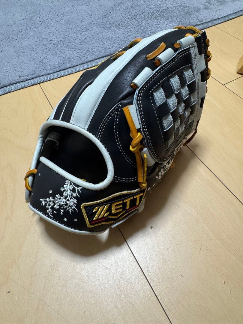 り*ジ様 年末年始最終価格！ZETT 軟式用源田限定モデル！未使用！ プロステイタス ゼット 軟式グローブ 内野手用 源田モデル 限定カラー