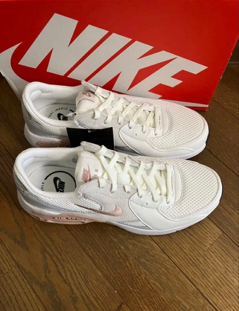 23.5cm ナイキ エアマックス エクシー オフホワイト&モカピンクカラー