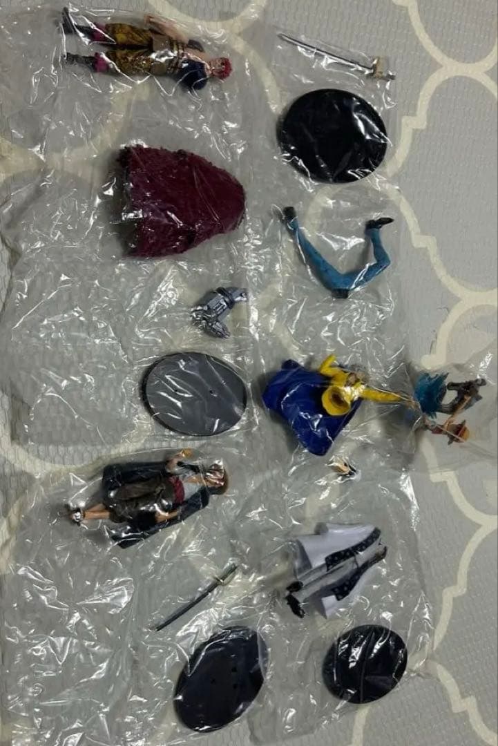 ワンピースフィギュア21体＋7体　全28体まとめ売り