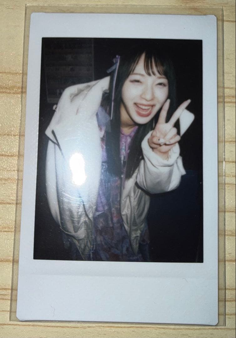 塩川莉世 チェキ - メルカリ