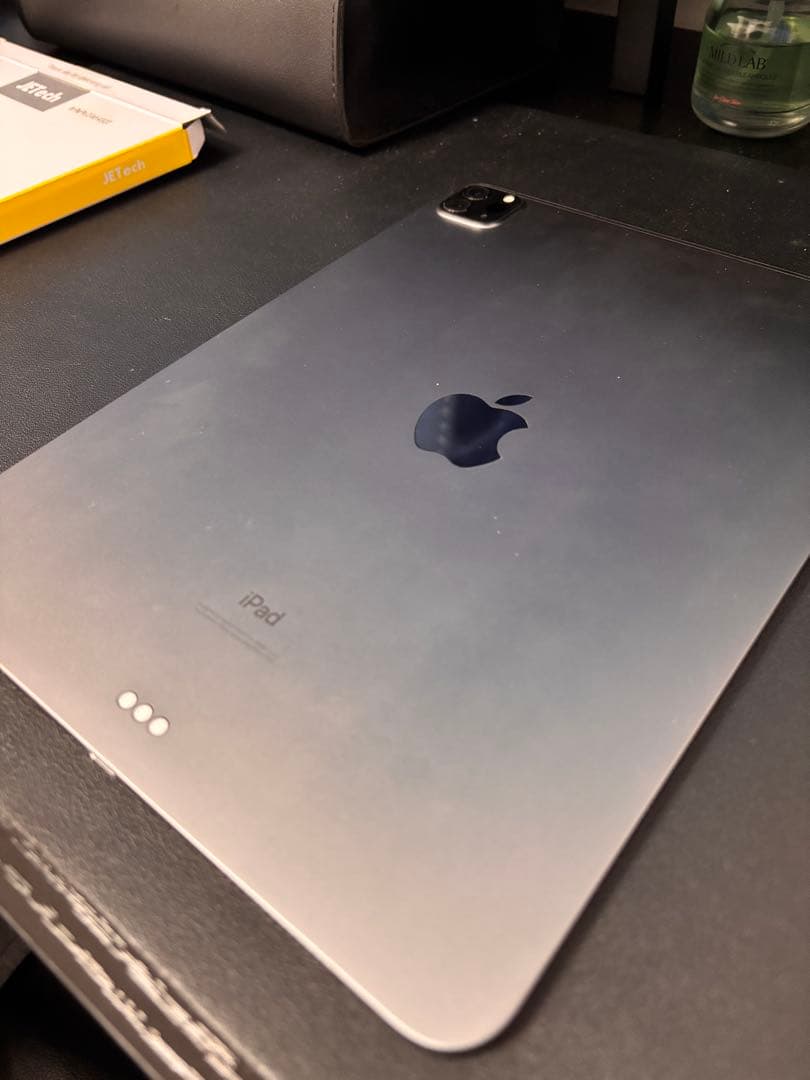 ジャンク】iPad Pro 11インチ 第2世代 / 部品取り・液晶良好 - メルカリ