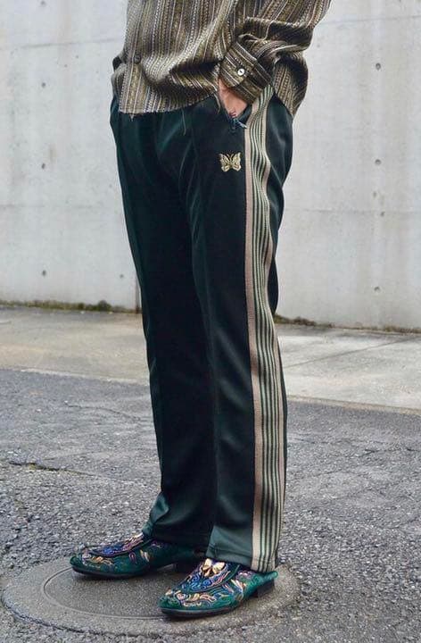 needles 21fw narrowトラックパンツ グリーン xs - メルカリ