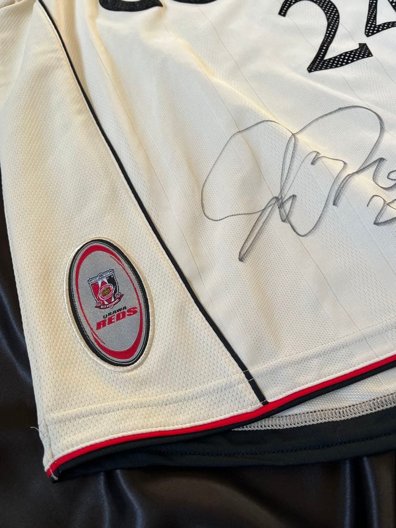 美品 貴重】2003年 浦和レッズ アウェイ ユニフォーム サイズS - メルカリ