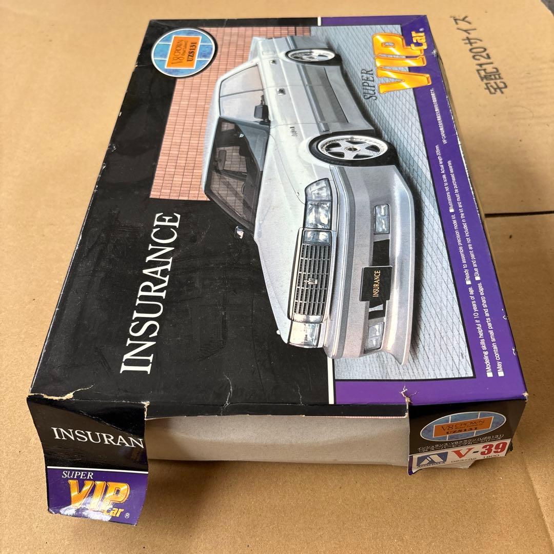 自動車 INSURANCE SUPER VIP Car 1/24