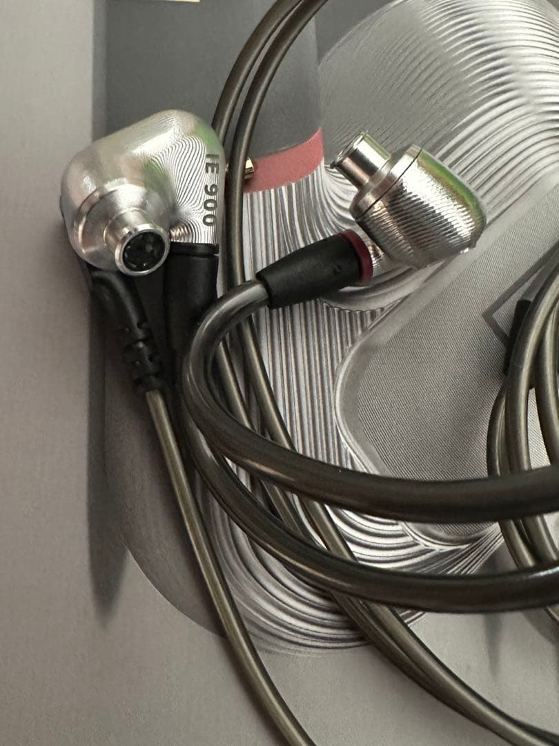 Sennheiser IE 900 中古美品（おまけmmcxケーブルつき） - メルカリ