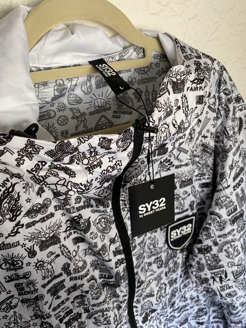 SY32 パーカー シャカシャカ 薄手 L 総柄 ウィンドブレ