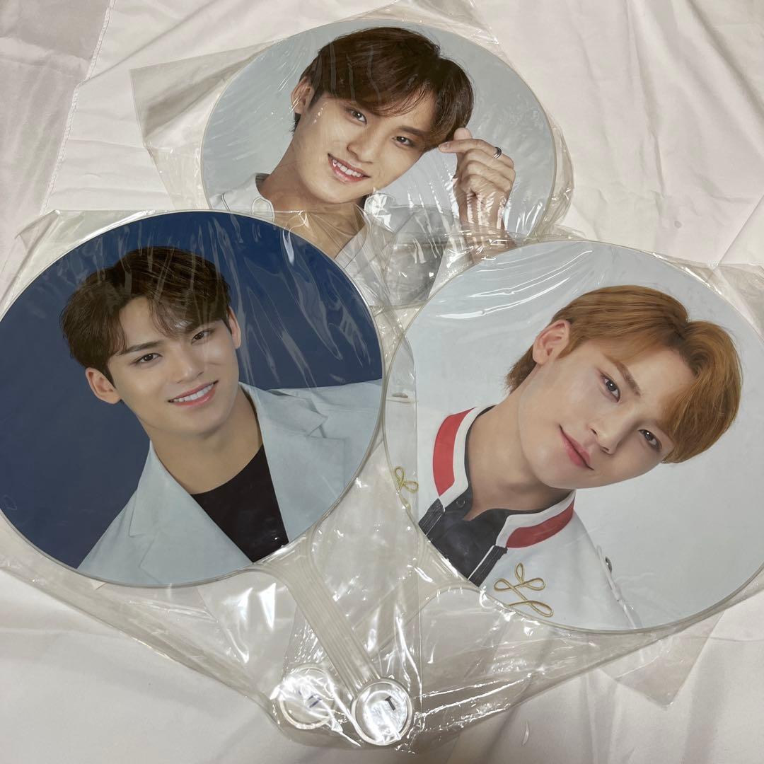 SEVENTEEN ミンギュ 歴代うちわ まとめ売り - メルカリ