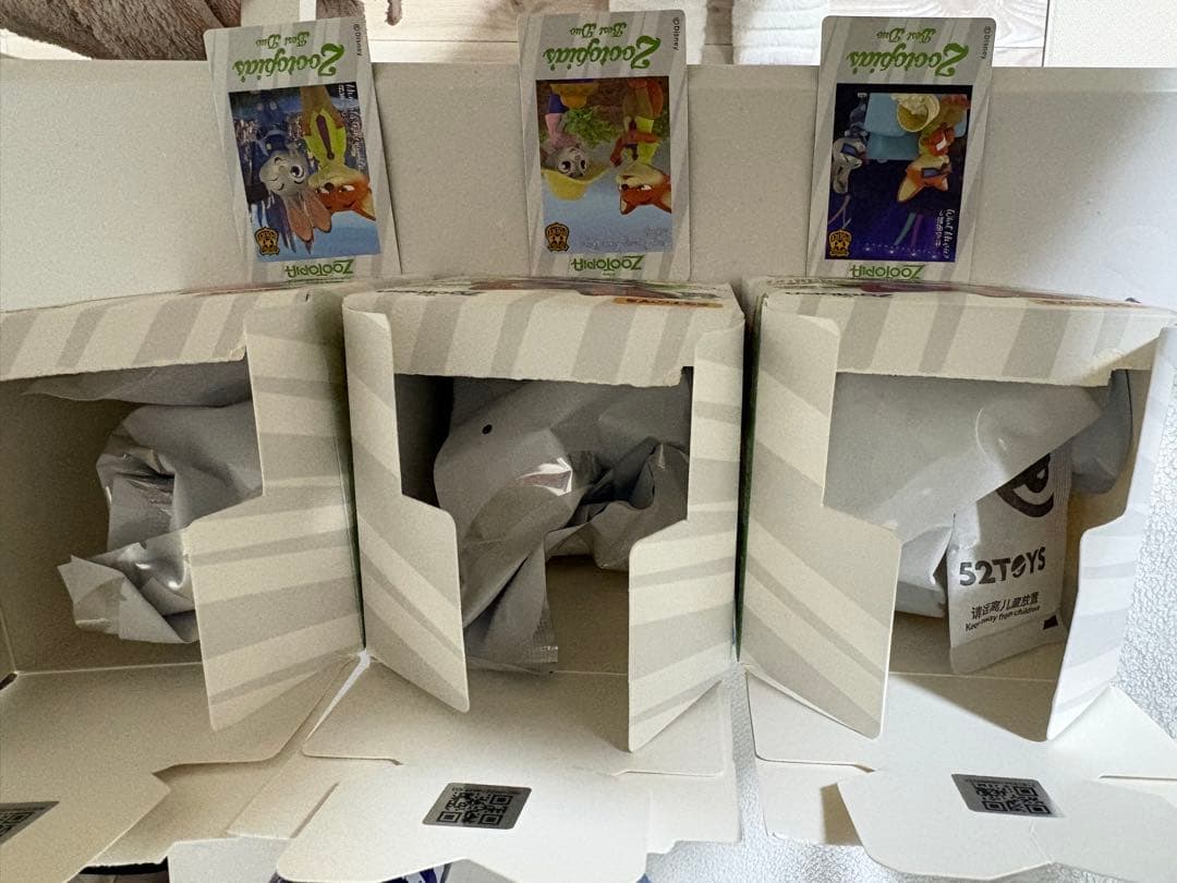 52TOYS Zootopia ニック ジュディ 3体セット - メルカリ