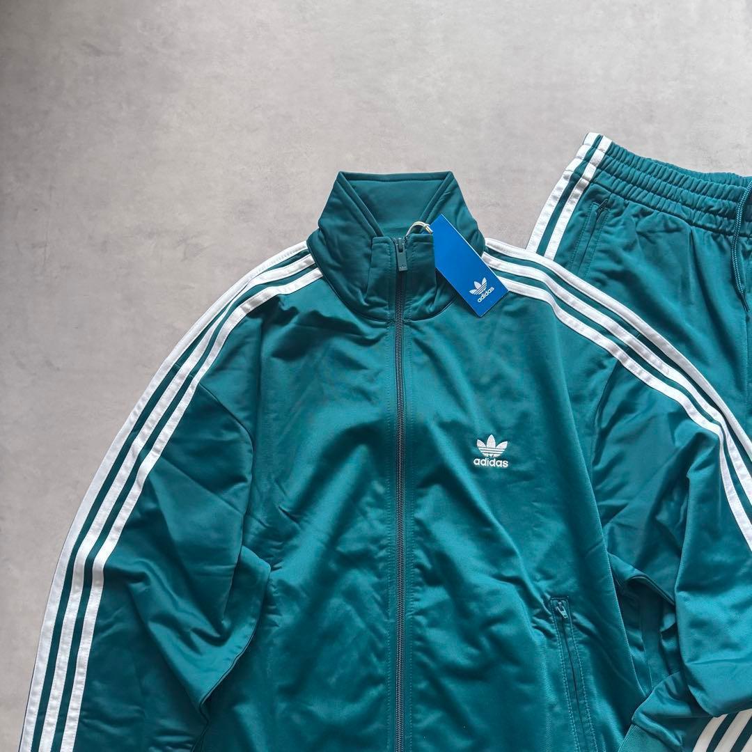 新品 2XLサイズ アディダスオリジナルス 上下セット ジャージ 緑