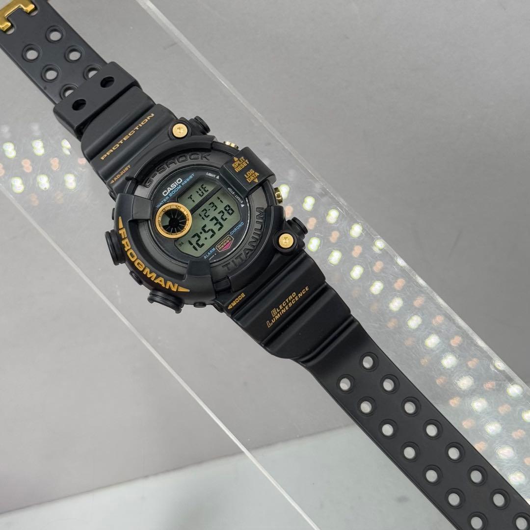 極美品 G-SHOCK DW-8200B フロッグマン ブラックゴールド 黒金蛙