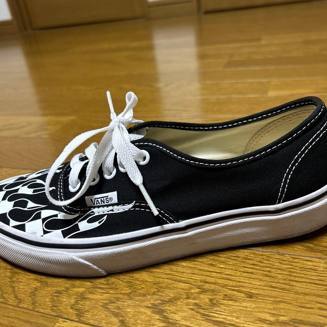 Vans Authentic Checker Flame - メルカリ