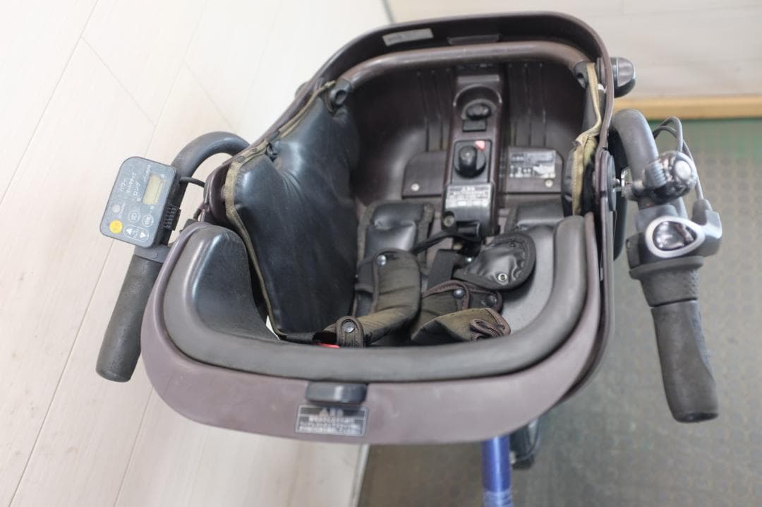 こ*ゅ様 パナソニック ギュット　　20インチ　3段　8.9Ah（5点灯）充電器