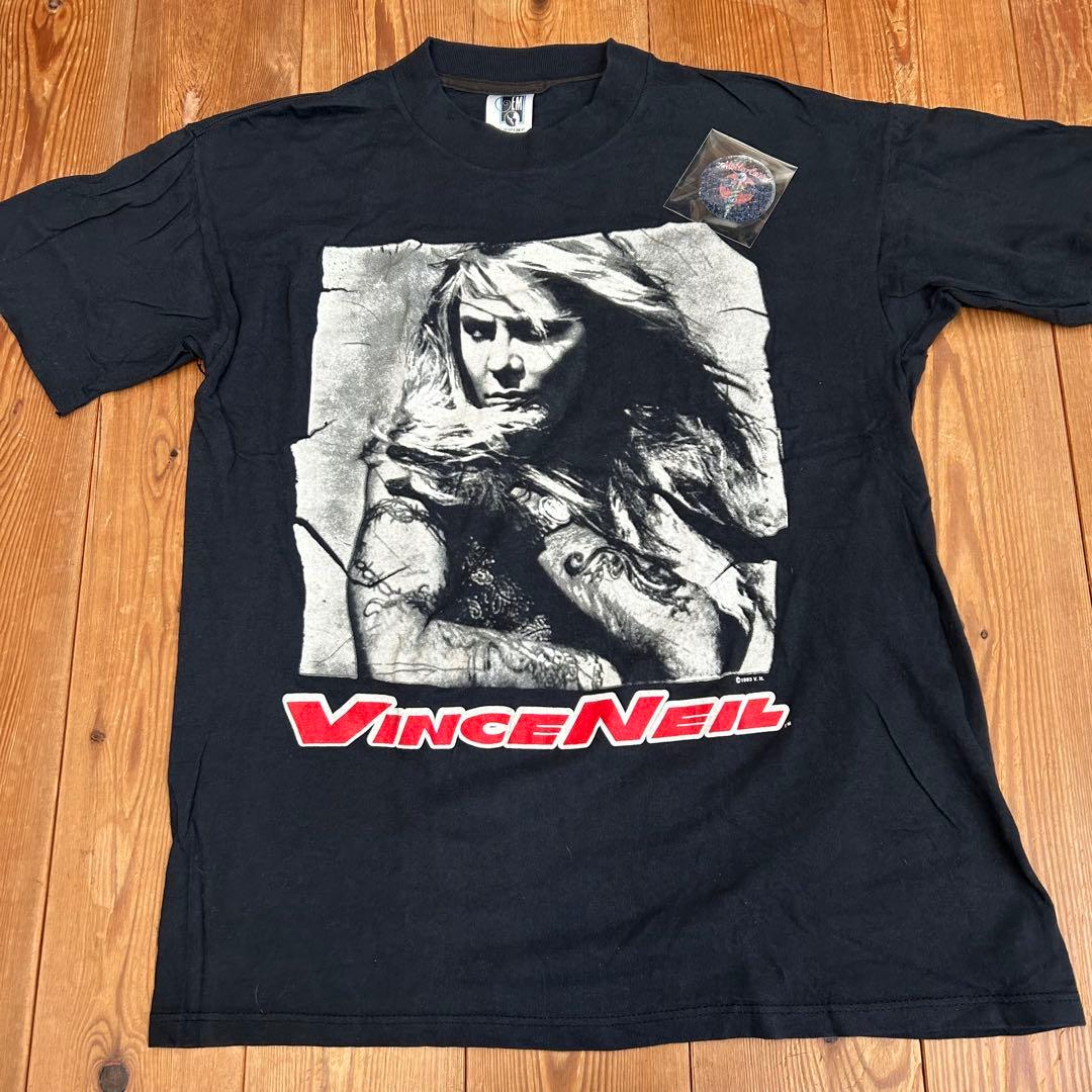 Vince Neil ヴィンテージ ツアーTシャツ ステッカー&缶バッジ付き