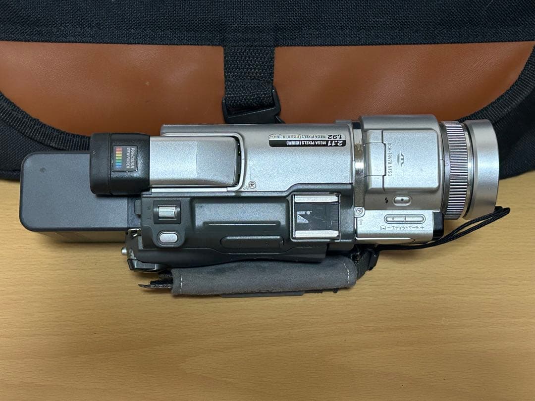 SONY Handycam DCR-TRV70 120倍ズーム 本体 - メルカリ