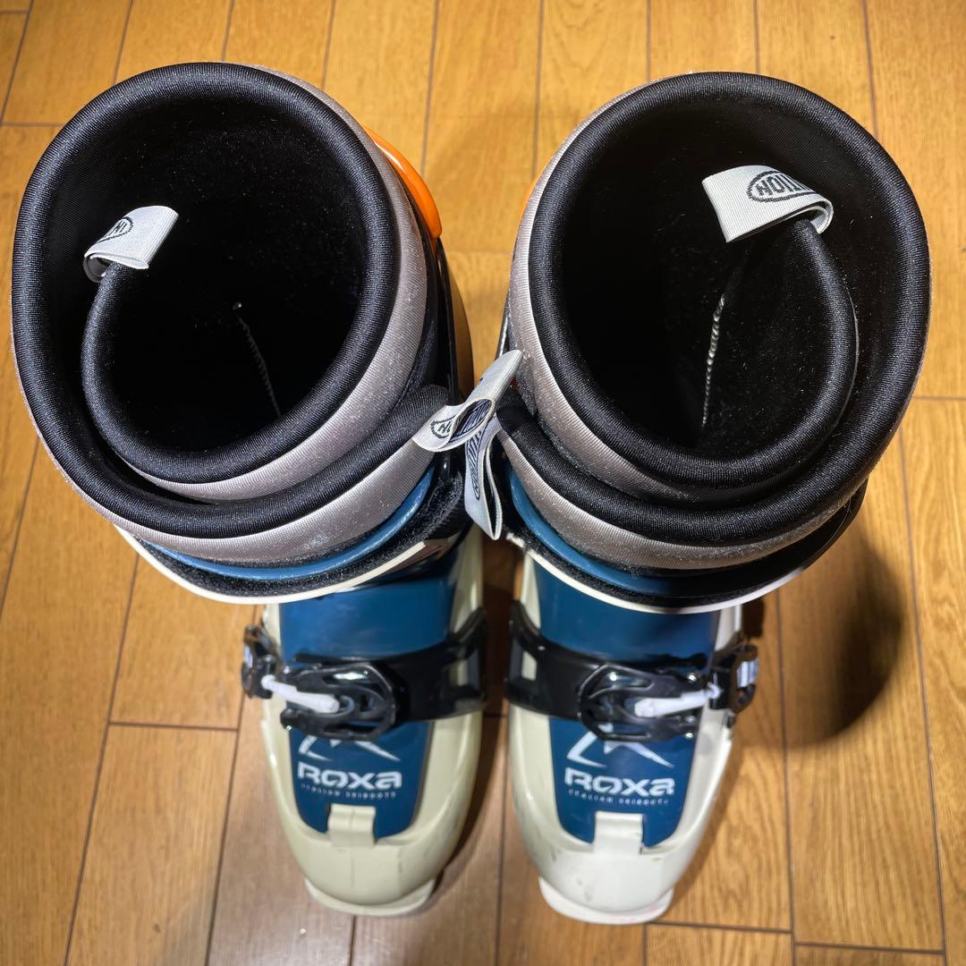 名機ROXAロクサFREEBIRD8 27.0-27.5cm 初中級向け ROXA ロクサ スキー