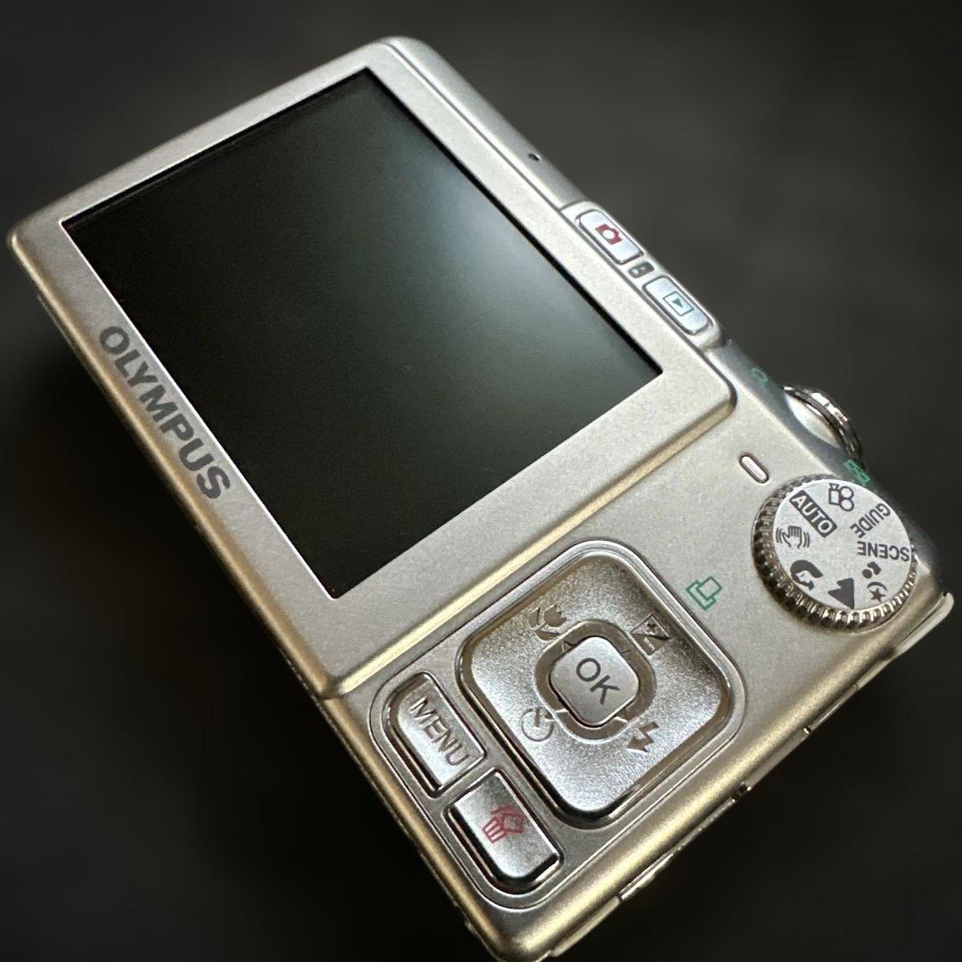 OLYMPUS デジタルカメラ FE-230 本体、社外充電器(電池無し) - メルカリ