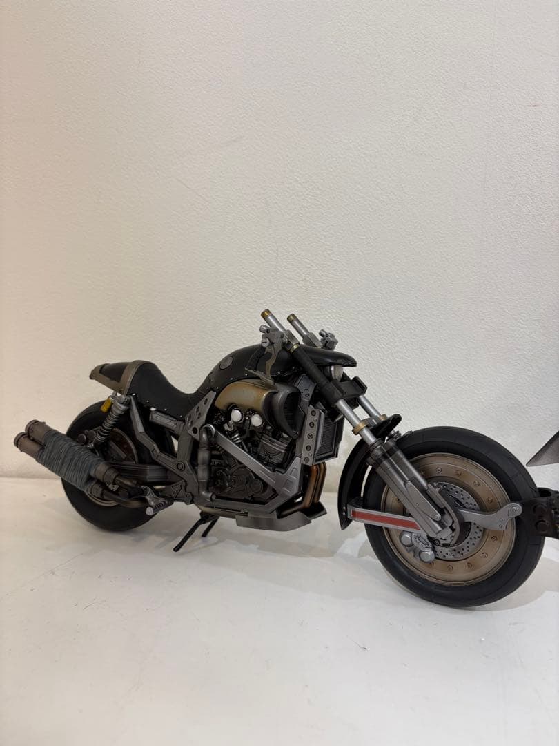 PLAY ARTS Vol.1 no.0クラウド・ストライフ＆ハーディ=デイトナ