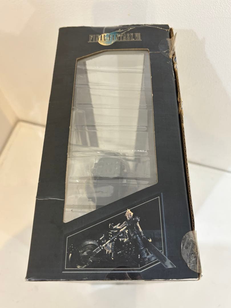 PLAY ARTS Vol.1 no.0クラウド・ストライフ＆ハーディ=デイトナ