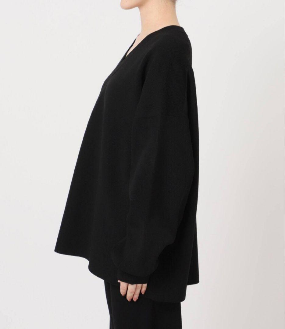 新品タグ付き！AP STUDIO ワイドVネックニット(ブラック) 25SS新作