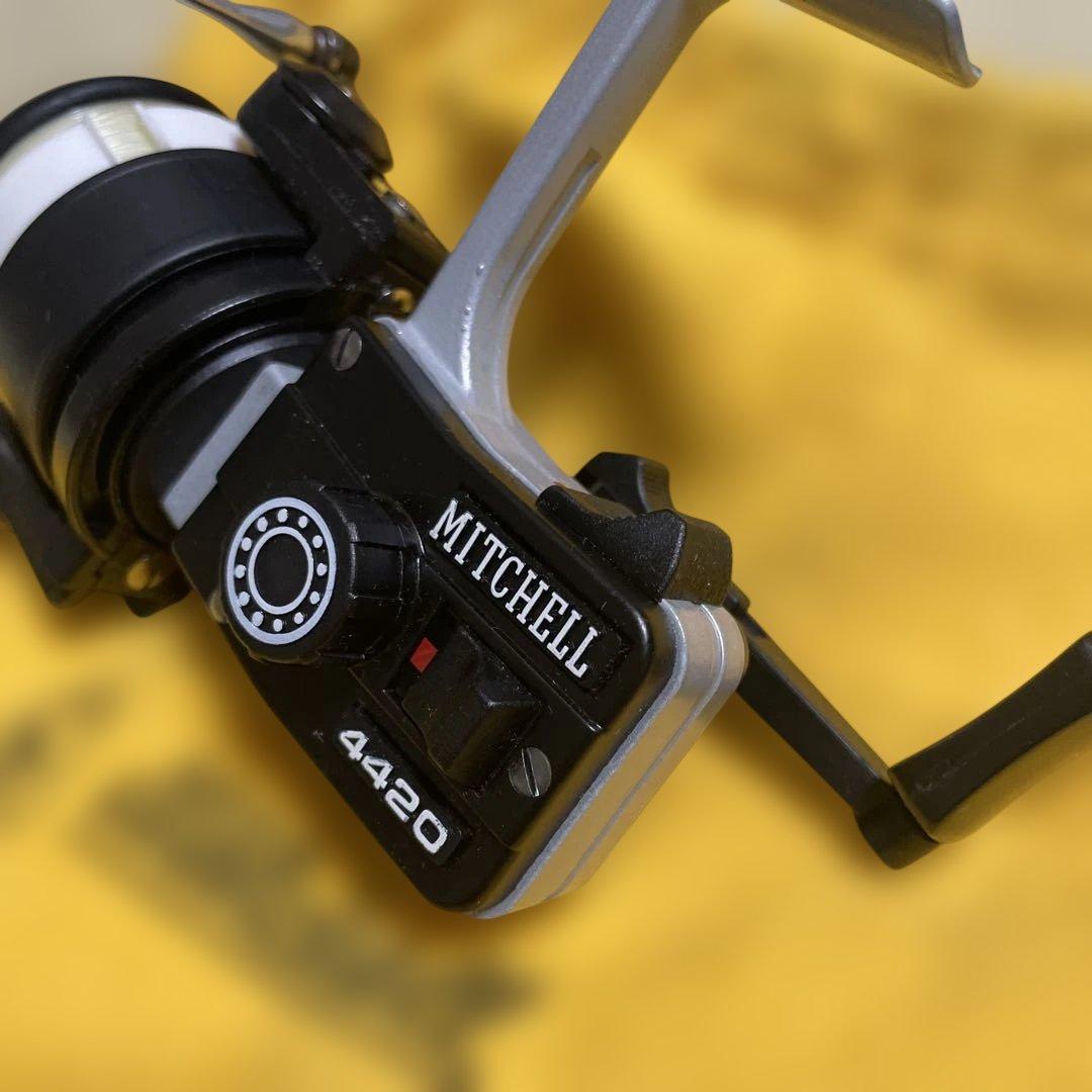 ビンテージMITCHELL 4420 スピニングリール FRANCE製 - メルカリ