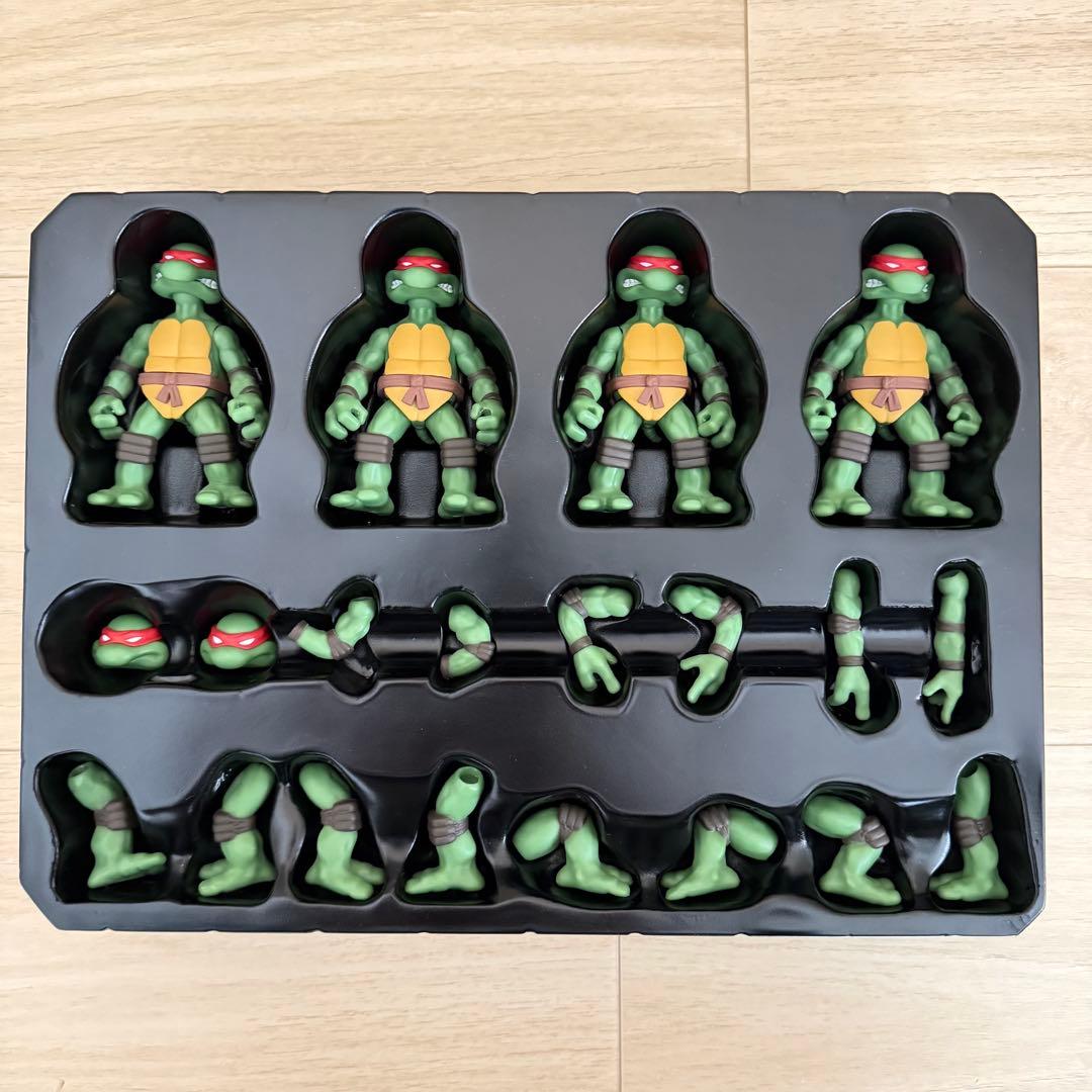 Mezco toys 5ポイント プラス　TMNT タートルズ フィギュア
