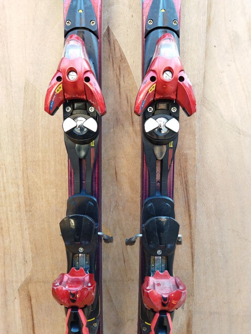 サロモン SALOMON EQUIPE 3V スキー板 レッド/イエロー - メルカリ