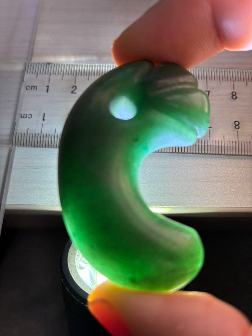 勾玉 出土品 出雲石 古墳期 獣首形 希少 37g 木箱付き - メルカリ