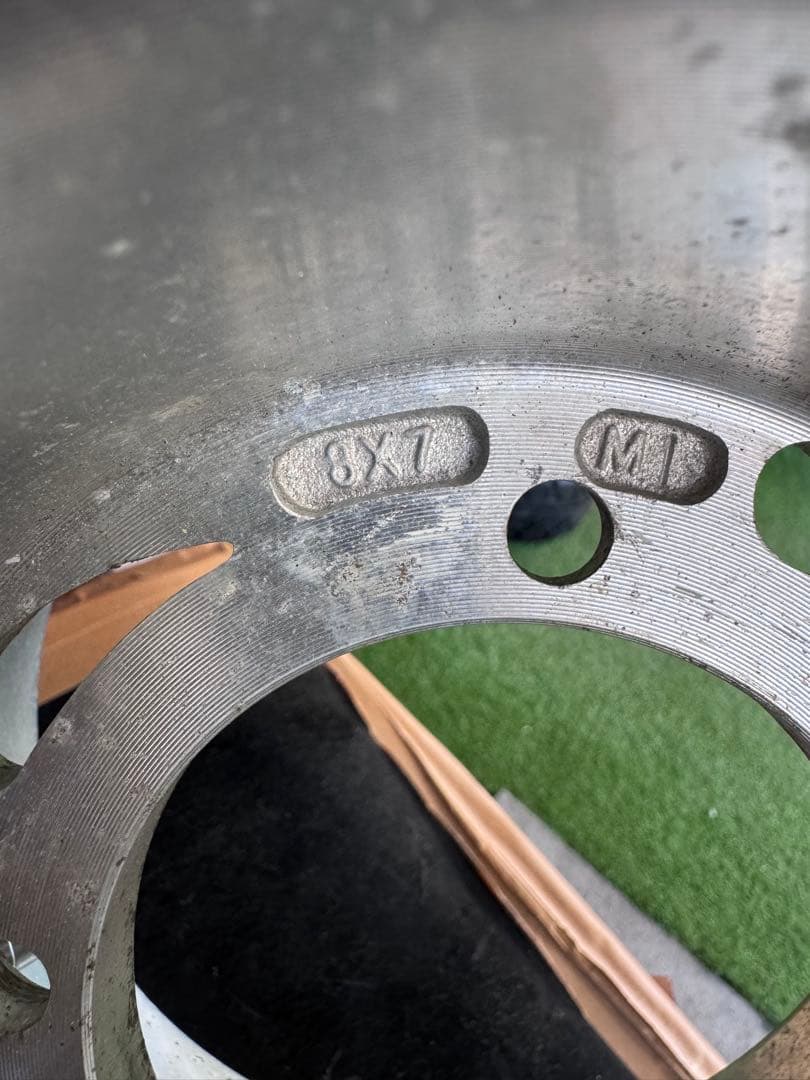 キ*K様 ケンダ SPEEDRACER 18x9.5-8 タイヤホイールセット