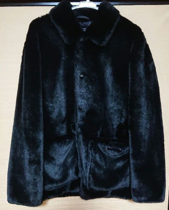 BTS V テテ着用 2-Tone Faux Fur Shop Coat - メルカリ