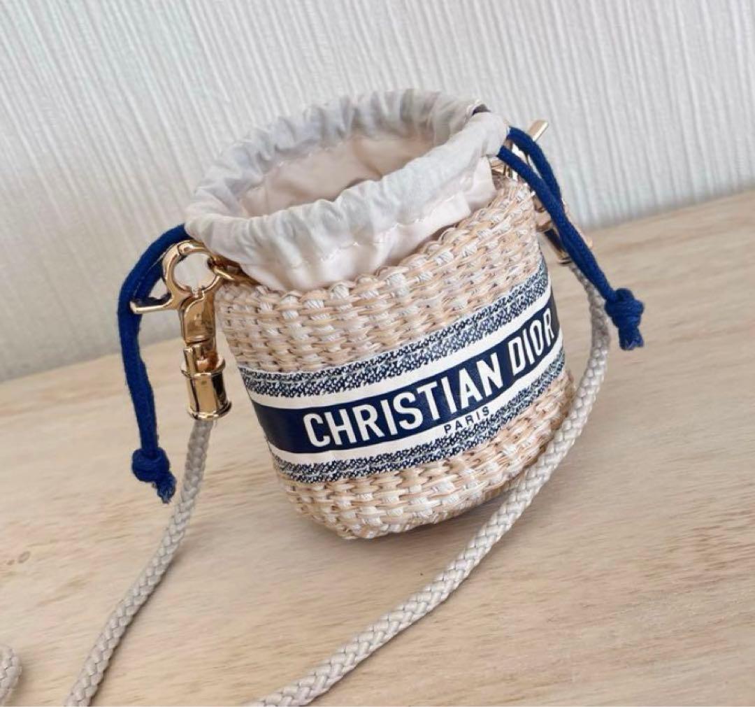 DIOR ディオール ミニショルダー 新作ノベルティポーチ 正規品 - メルカリ