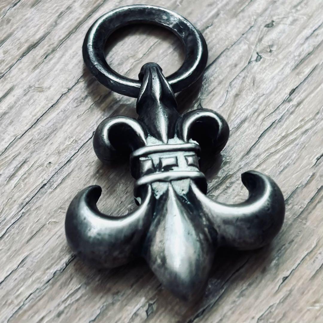 Chrome Hearts BS フレア チャーム クロムハーツ チャーム C… CHROME HEARTS☆BSフレア ペンダントチャーム + ボールチェーン