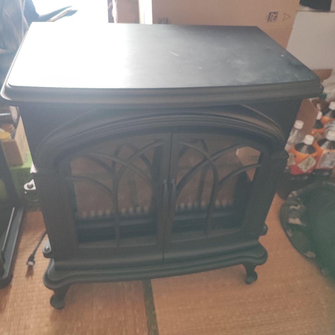 引取限定・近隣配送可】ニトリ ワイド暖炉型ファンヒーター（中古