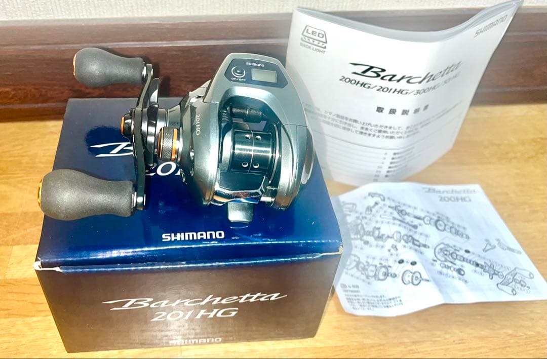 【美品】SHIMANOバルケッタ200HG 箱、説明書付属品付き シマノ （SHIMANO） 【30%OFF】 即納！ 17 バルケッタ 200HG (右
