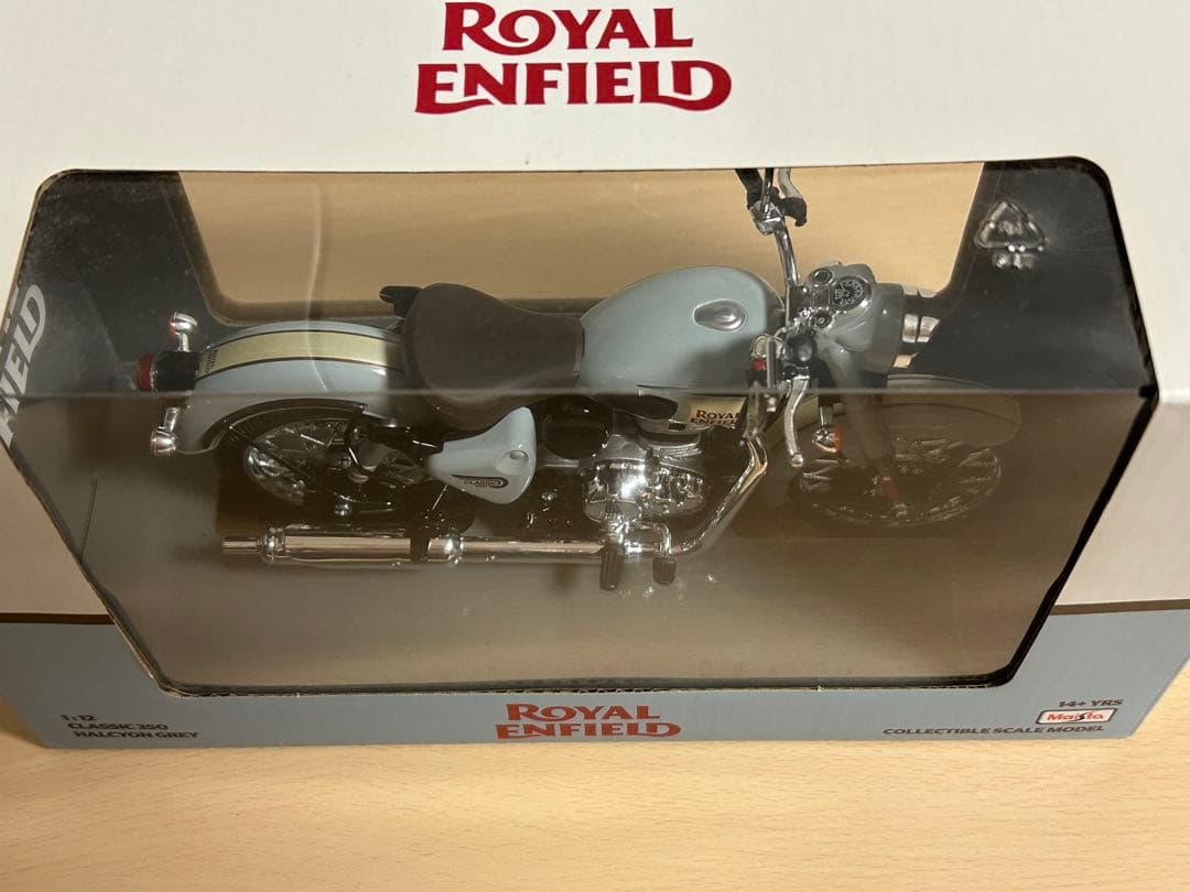 ロイヤルエンフィールド ミニカー