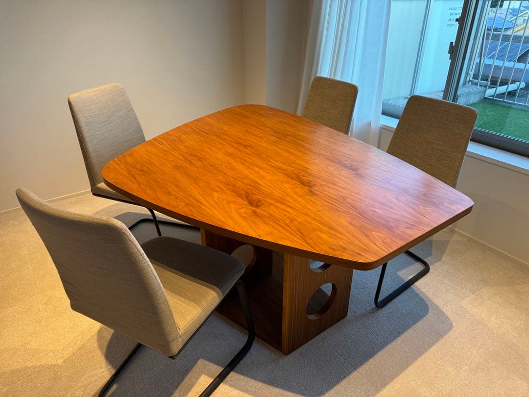 AEDcat様専用アクタス☆TECTA M21-1 ダイニングテーブル☆ - メルカリ