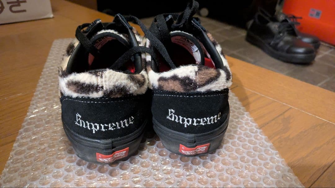 Supreme × Vans Leopard Old Skool \"Black\"