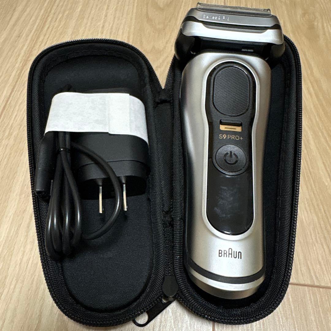 Braun S9 PRO+ メンズ電気シェーバー　即日発送 Amazon.co.jp: Braun Series 9 PRO+ 男性用電気シェーバー 5つのプロ