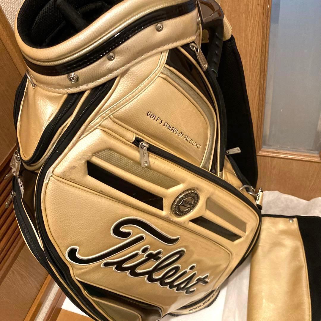限定品】タイトリスト Titleist エナメルゴールド 3点式キャディバッグ
