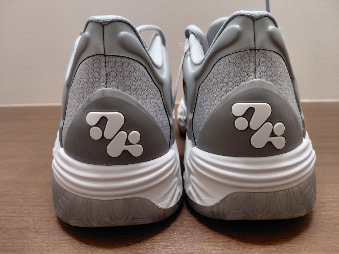 シューズ(男性用) Puma HALI 1 30.0cm