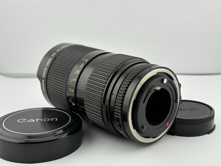 ★美品★キヤノンNEW FD 35-70mm F2.8-3.5 ★前後キャップ★