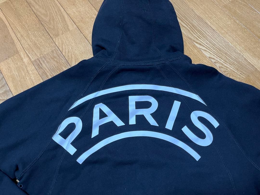 ピカピカ専用 最終値下げ‼️パリサンジェルマン JORDAN パーカー