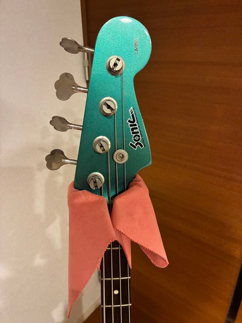 ハカランダ指板ラムトリックカンパニー Sonic ジャズベース SJB